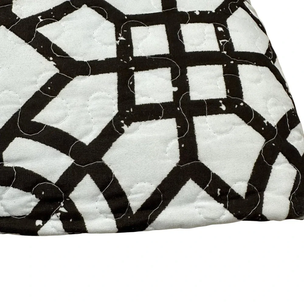 DownEast geometric pattern
